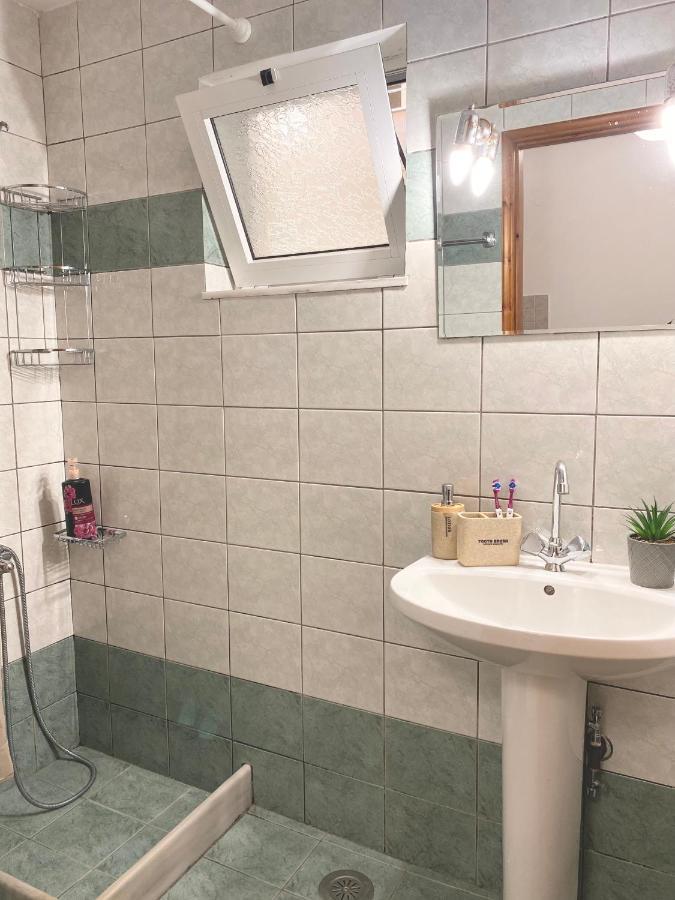 Elef-Ant Apartment Heraklion  Bagian luar foto